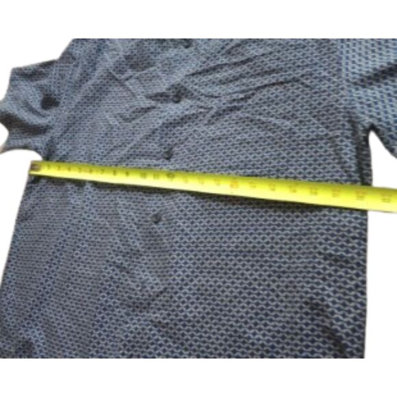 Neiman Marcus Men's Size XLarge Silk Blend Button Up Top - Picture 4 of 7